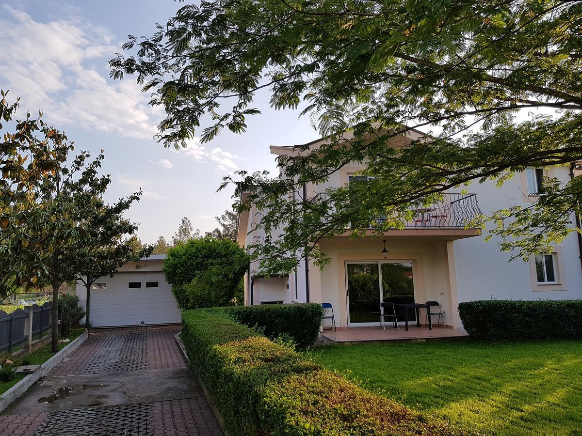 Guest House Kravica Ljubuski Exterior photo